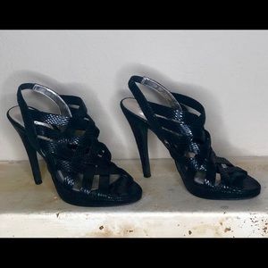 White House Black Market barely worn heels